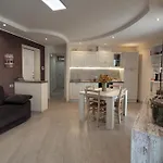 La Rosa Del 斯特雷萨