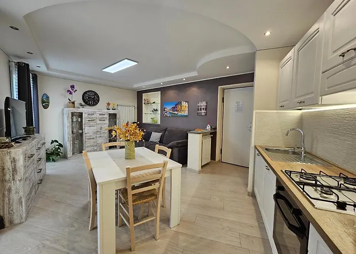 La Rosa Del アパート ストレーザ